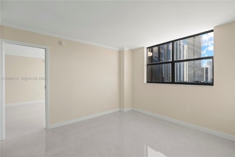 Copropriété à louer à Sunny Isles Beach, Floride: 2 chambres, 114.46 m2 № 2389966 - photo 23