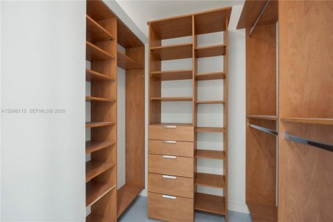 Copropriété à louer à Sunny Isles Beach, Floride: 2 chambres, 114.46 m2 № 2389966 - photo 12