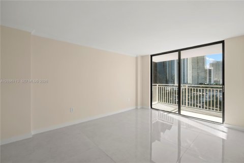 Copropriété à louer à Sunny Isles Beach, Floride: 2 chambres, 114.46 m2 № 2389966 - photo 5