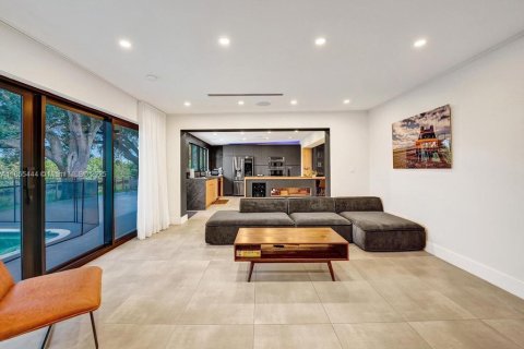 Casa en venta en Dania Beach, Florida, 5 dormitorios, 206.89 m2 № 2053544 - foto 5