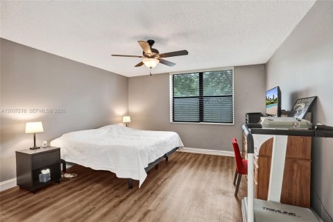 Condominio en venta en Coconut Creek, Florida, 2 dormitorios, 120.77 m2 № 2154080 - foto 28