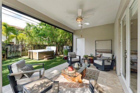 Townhouse in Fort Lauderdale, Florida 3 bedrooms, 191.01 sq.m. № 1806494 - photo 29