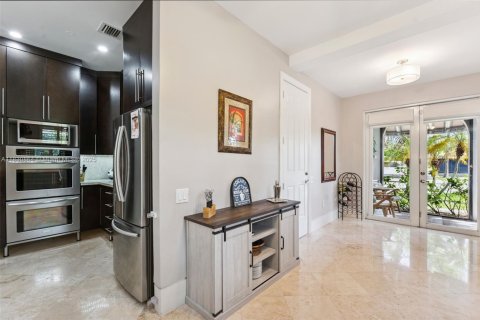 Townhouse in Fort Lauderdale, Florida 3 bedrooms, 191.01 sq.m. № 1806494 - photo 9