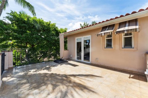 Townhouse in Fort Lauderdale, Florida 3 bedrooms, 191.01 sq.m. № 1806494 - photo 17