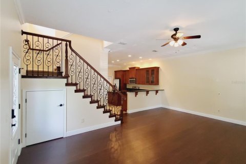 Touwnhouse à louer à Winter Park, Floride: 3 chambres, 162.02 m2 № 2426965 - photo 6