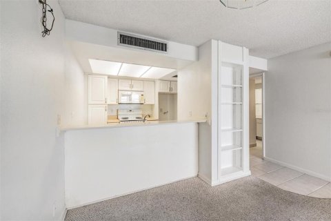 Condominio en venta en Clearwater, Florida, 6 habitaciones, 52.49 m2 № 1828440 - foto 7