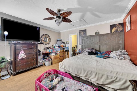 Villa ou maison à vendre à Miami Gardens, Floride: 4 chambres, 159.61 m2 № 1969032 - photo 22