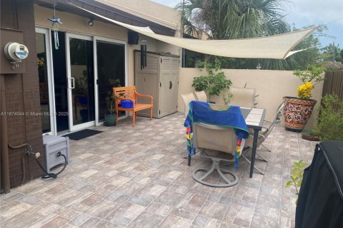 Купить таунхаус в Майами, Флорида 3 спальни, 113.81м2, № 1924785 - фото 17