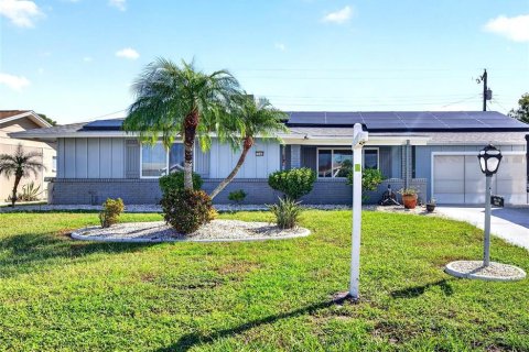 Villa ou maison à Sun City Center, Floride 2 chambres, 172.05 m2 № 2422812