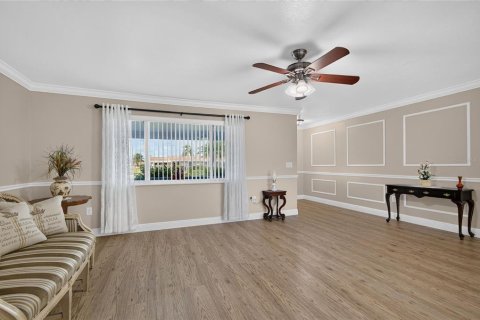 Villa ou maison à vendre à Sun City Center, Floride: 2 chambres, 172.05 m2 № 2422812 - photo 15