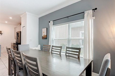 Adosado en venta en Kissimmee, Florida, 5 dormitorios, 201.41 m2 № 1858114 - foto 11