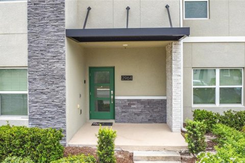 Adosado en venta en Kissimmee, Florida, 5 dormitorios, 201.41 m2 № 1858114 - foto 3