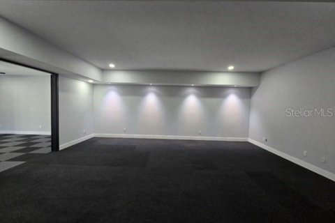 House in Lutz, Florida 6 bedrooms, 205.5 sq.m. № 2123695 - photo 23