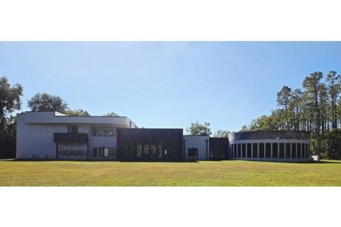 House in Lutz, Florida 6 bedrooms, 205.5 sq.m. № 2123695 - photo 29
