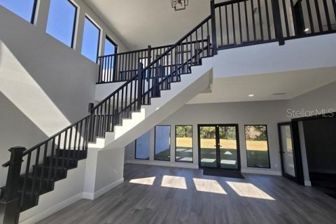 House in Lutz, Florida 6 bedrooms, 205.5 sq.m. № 2123695 - photo 25