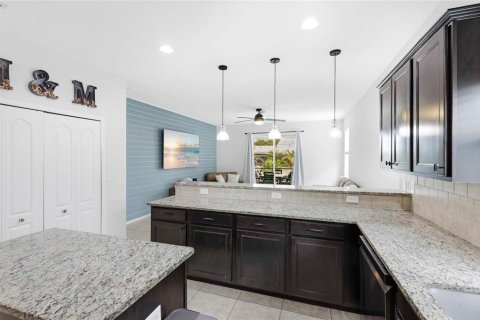 Casa en venta en Sarasota, Florida, 4 dormitorios, 269.51 m2 № 2114052 - foto 14