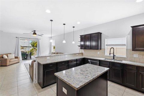 Casa en venta en Sarasota, Florida, 4 dormitorios, 269.51 m2 № 2114052 - foto 13