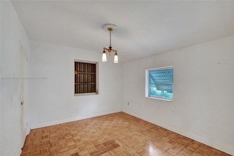 Casa en venta en Plantation, Florida, 4 dormitorios, 217.95 m2 № 1948541 - foto 25