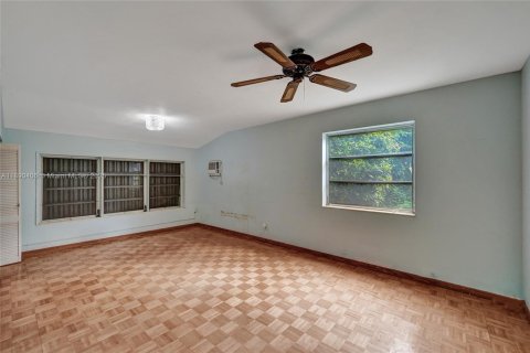 Casa en venta en Plantation, Florida, 4 dormitorios, 217.95 m2 № 1948541 - foto 29