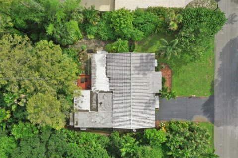 Casa en venta en Plantation, Florida, 4 dormitorios, 217.95 m2 № 1948541 - foto 5
