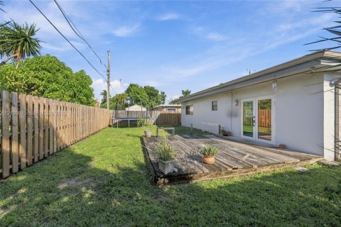 Villa ou maison à vendre à Sunrise, Floride: 3 chambres, 167.22 m2 № 2403955 - photo 25