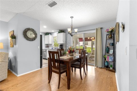 Casa en venta en The Villages, Florida, 2 dormitorios, 99.03 m2 № 1816232 - foto 3