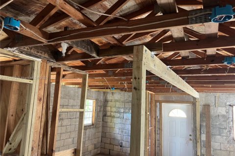 Villa ou maison à vendre à Miami, Floride: 3 chambres, 175.03 m2 № 1985290 - photo 4