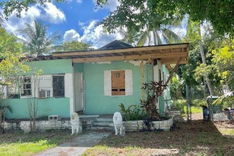 Villa ou maison à vendre à Miami, Floride: 3 chambres, 175.03 m2 № 1985290 - photo 1