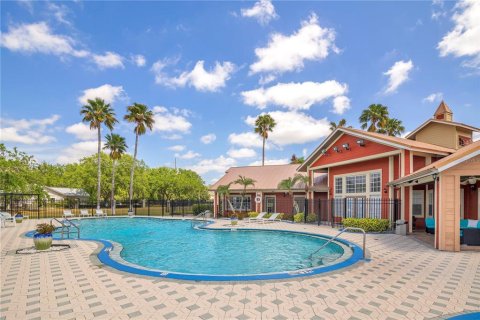 Condo in Kissimmee, Florida, 2 bedrooms  № 1614615 - photo 25