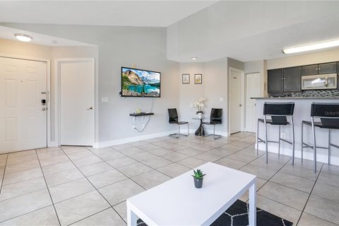 Condo in Kissimmee, Florida, 2 bedrooms  № 1614615 - photo 10