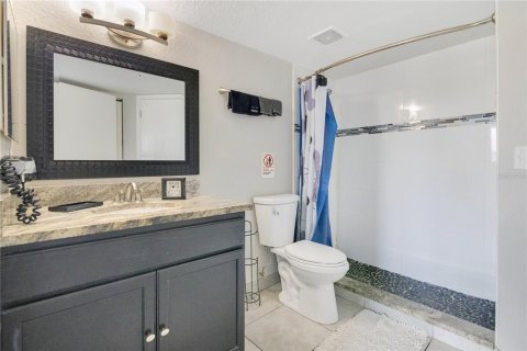 Condo in Kissimmee, Florida, 2 bedrooms  № 1614615 - photo 12