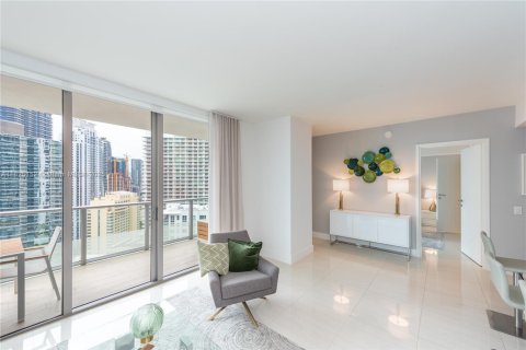 Condo in Miami, Florida, 1 bedroom  № 1888762 - photo 6