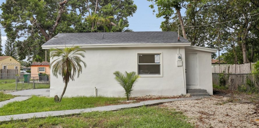 Casa en Miami, Florida 2 dormitorios, 53.51 m2 № 2384875