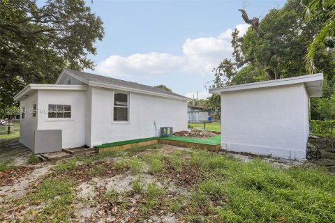 Casa en venta en Miami, Florida, 2 dormitorios, 53.51 m2 № 2384875 - foto 21