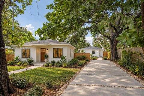 Casa en venta en Miami, Florida, 2 dormitorios, 53.51 m2 № 2384875 - foto 24