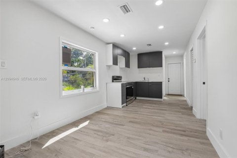 Casa en venta en Miami, Florida, 2 dormitorios, 53.51 m2 № 2384875 - foto 5