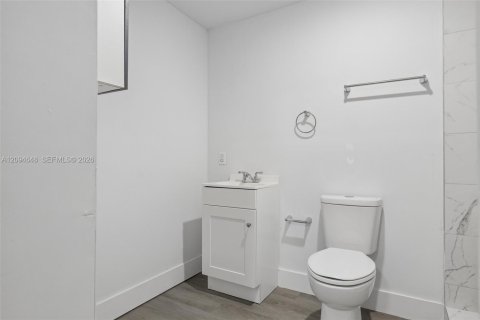 Casa en venta en Miami, Florida, 2 dormitorios, 53.51 m2 № 2384875 - foto 17