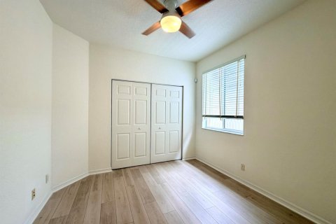 Villa ou maison à louer à Weston, Floride: 3 chambres, 133.22 m2 № 2249831 - photo 15