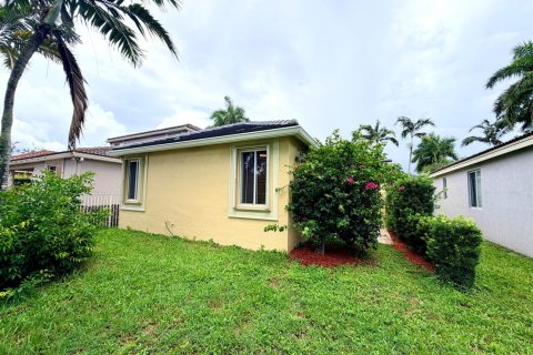 Villa ou maison à louer à Weston, Floride: 3 chambres, 133.22 m2 № 2249831 - photo 25