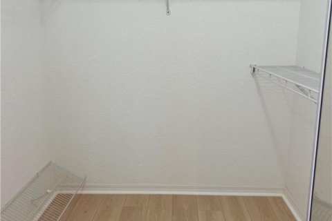 Villa ou maison à louer à Weston, Floride: 3 chambres, 133.22 m2 № 2249831 - photo 12