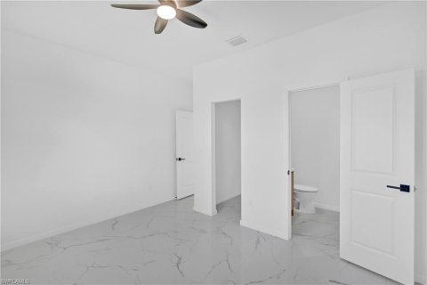 Villa ou maison à vendre à Lehigh Acres, Floride: 4 chambres, 167.32 m2 № 2089639 - photo 15