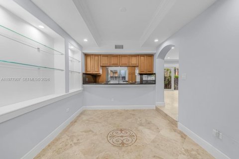 Купить виллу или дом в Майами, Флорида 3 спальни, 133.97м2, № 2048097 - фото 13