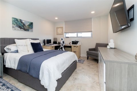 Copropriété à vendre à Surfside, Floride: 2 chambres, 115.94 m2 № 1957694 - photo 20