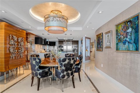 Condominio en venta en Sunny Isles Beach, Florida, 3 dormitorios, 222.41 m2 № 1750441 - foto 14