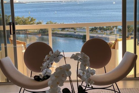 Condo in Miami, Florida, 2 bedrooms  № 1951792 - photo 5