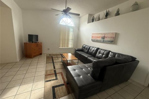 Casa en alquiler en Kissimmee, Florida, 3 dormitorios, 127.93 m2 № 1912921 - foto 8