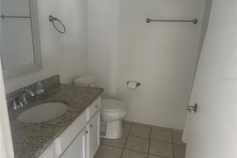 Casa en alquiler en Kissimmee, Florida, 3 dormitorios, 127.93 m2 № 1912921 - foto 13