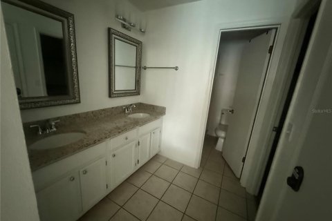 Casa en alquiler en Kissimmee, Florida, 3 dormitorios, 127.93 m2 № 1912921 - foto 11