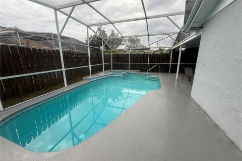 Casa en alquiler en Kissimmee, Florida, 3 dormitorios, 127.93 m2 № 1912921 - foto 2