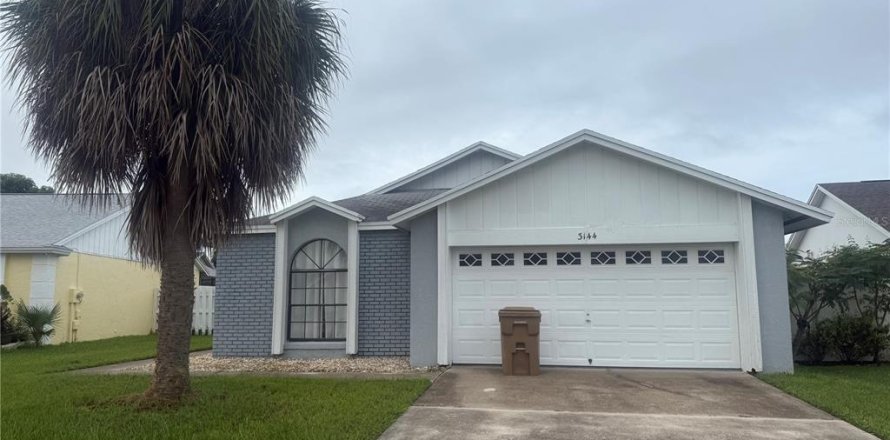 Casa en Kissimmee, Florida 3 dormitorios, 127.93 m2 № 1912921